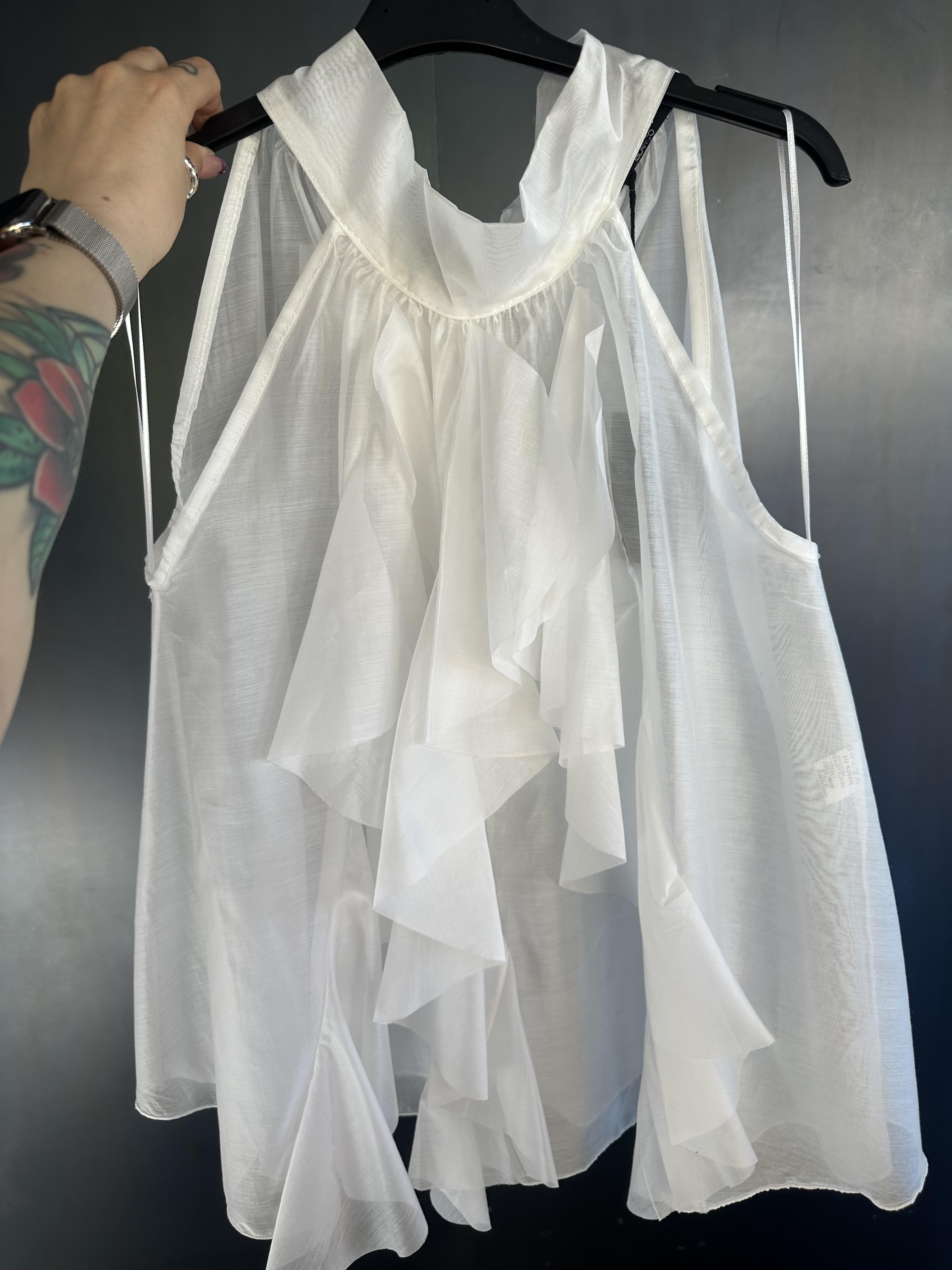 Blusa volant