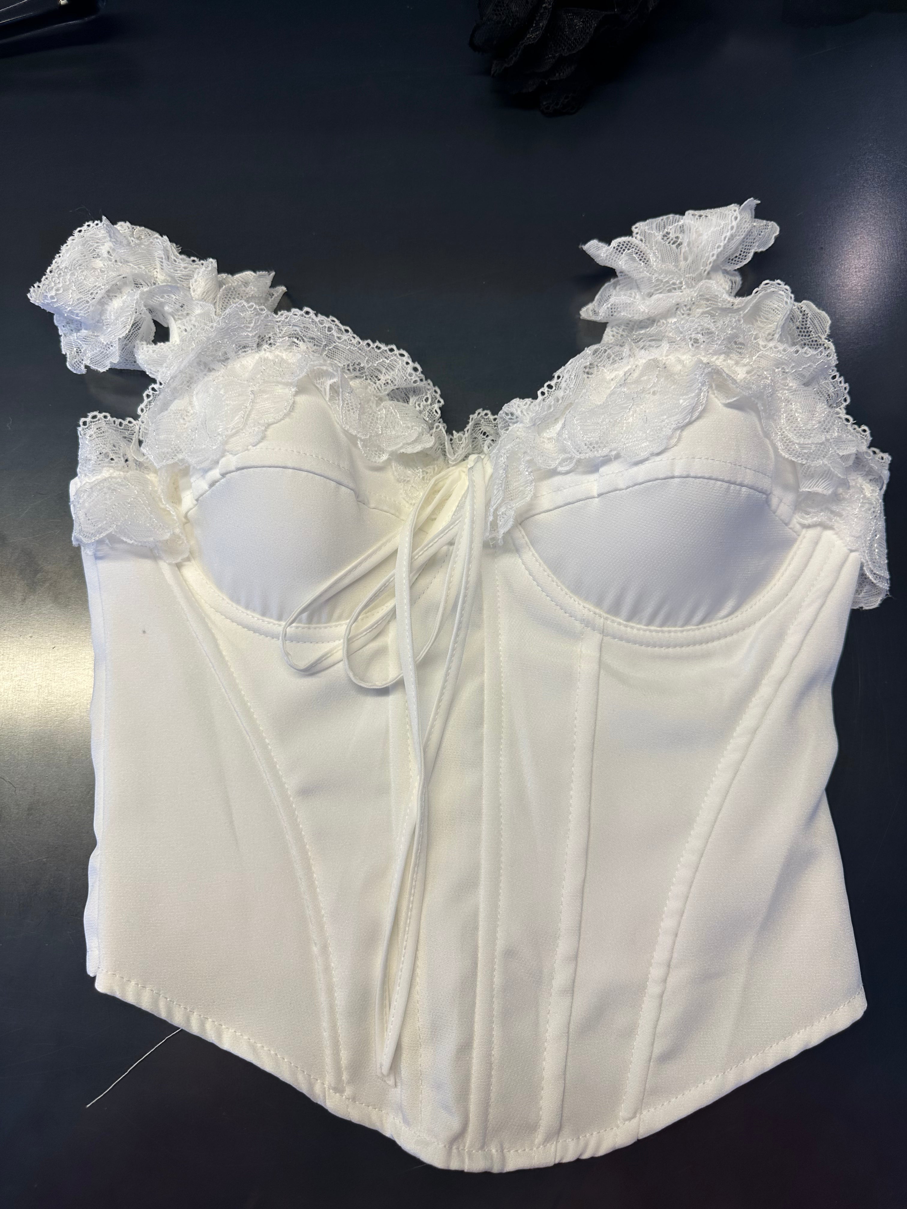Corsetto bretelle in pizzo