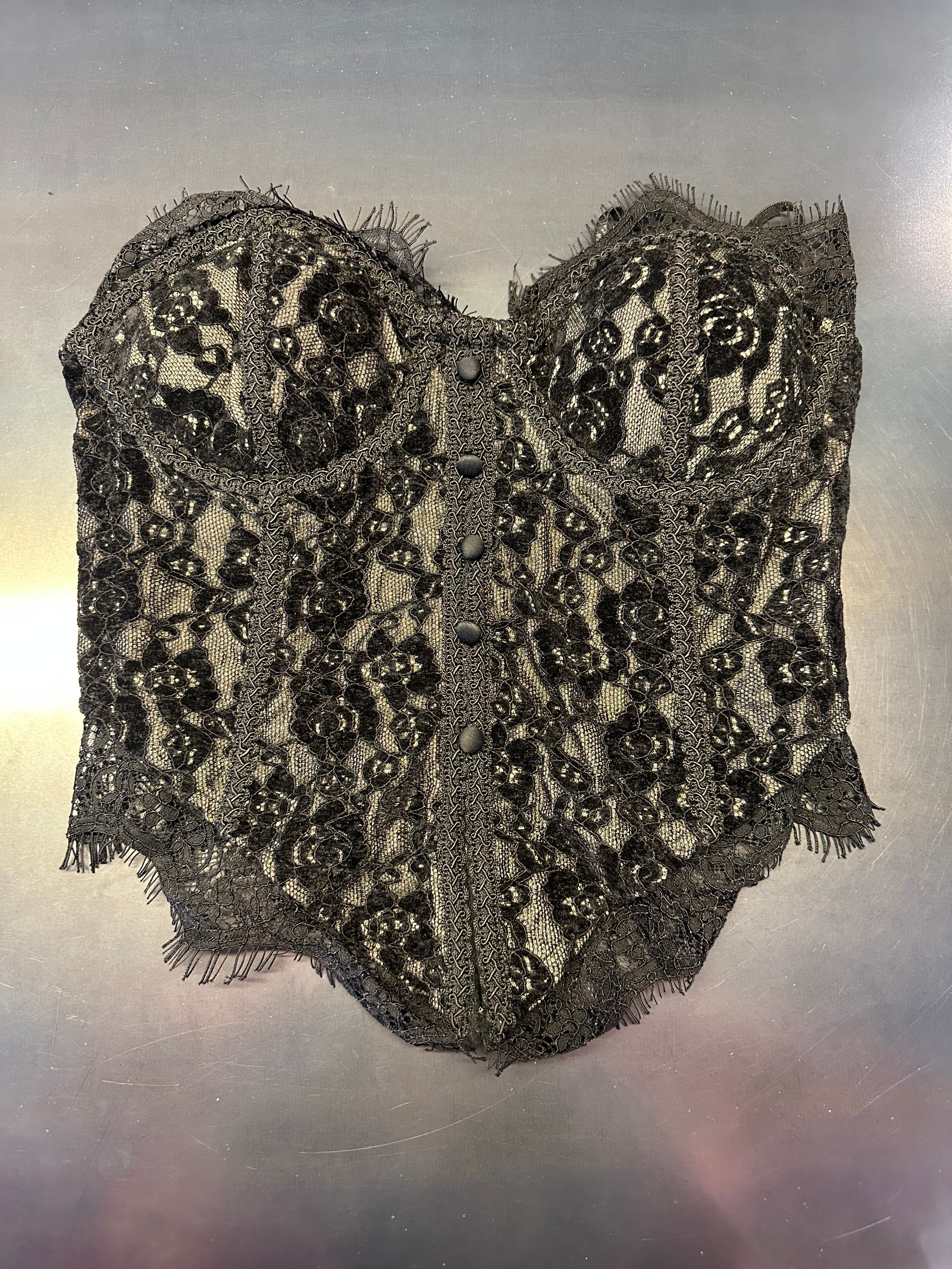 Corsetto pizzo