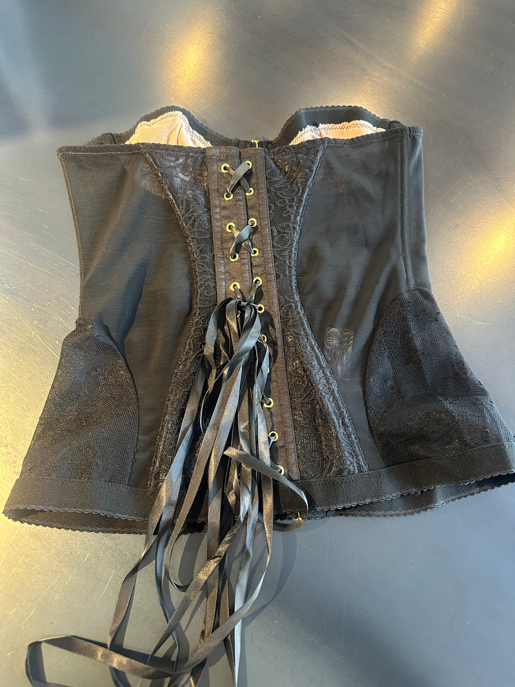 Corsetto pizzo